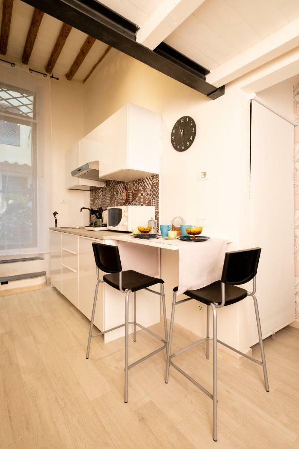 Il Nido - Cozy Studio Apartment In Santa Croce Firenze Eksteriør billede